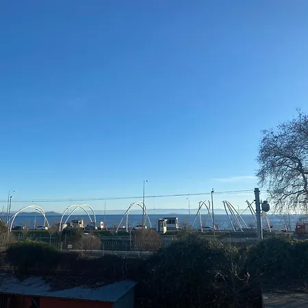 شقة فندقية Amida Family 4*