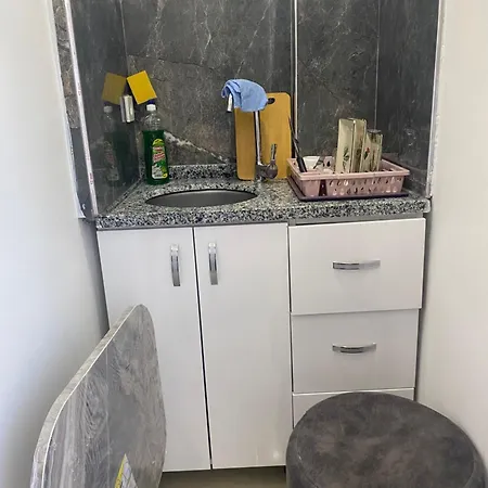 شقة فندقية Amida Family