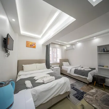 Amida Family Aparthotel