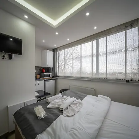 Amida Family Aparthotel
