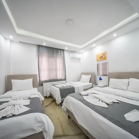 Aparthotel Amida Family 4*